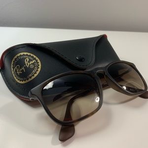 Ray Ban Chris 4187 Brown